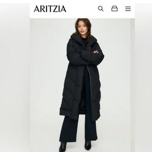 NWT Babaton long duvet puffer coat